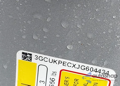 2018 Chevrolet Silverado 1500 Custom z USA, uszkodzony, nr VIN 3GCUKPECXJG604434